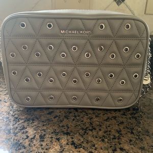 Michael Kors Crossbody bag/Clean